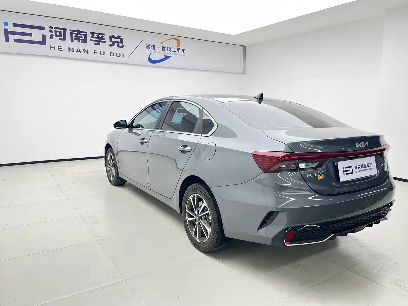 Kia K3 2024 1.5L CVT Comfort Premium Edition фото 5