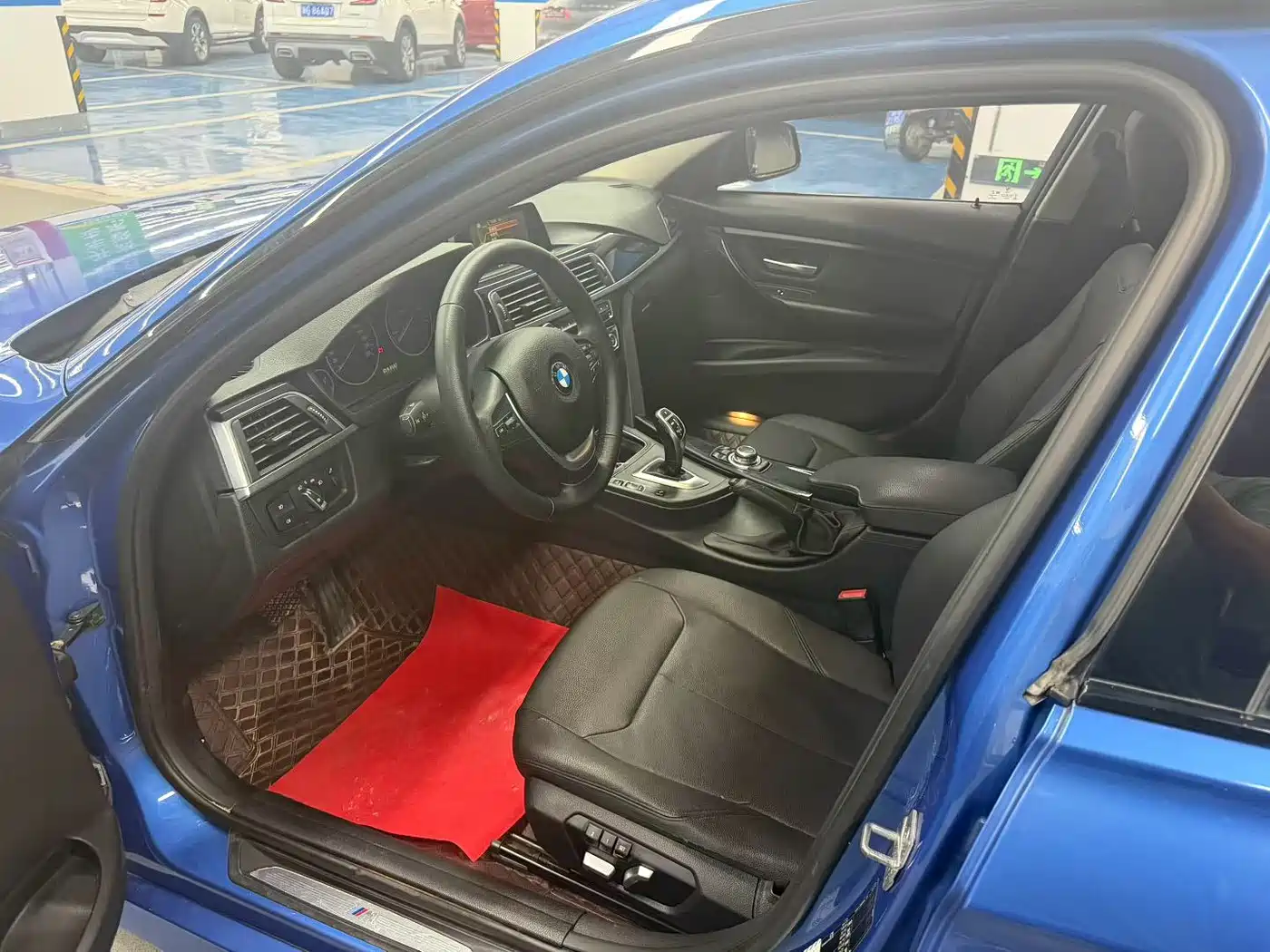 BMW 3 Series 2017 320Li M Sport фото 4