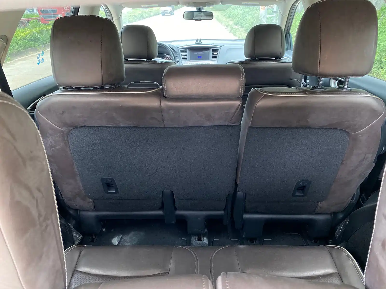 Photo 11 - Infiniti QX60 (Import)