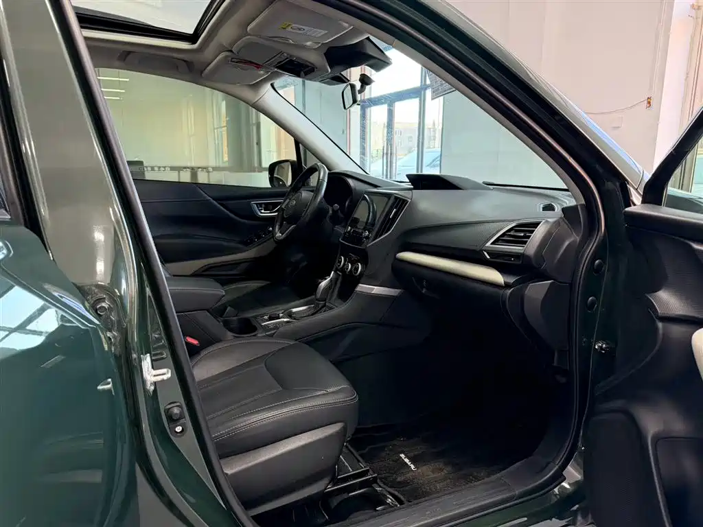 SUBARU FORESTER