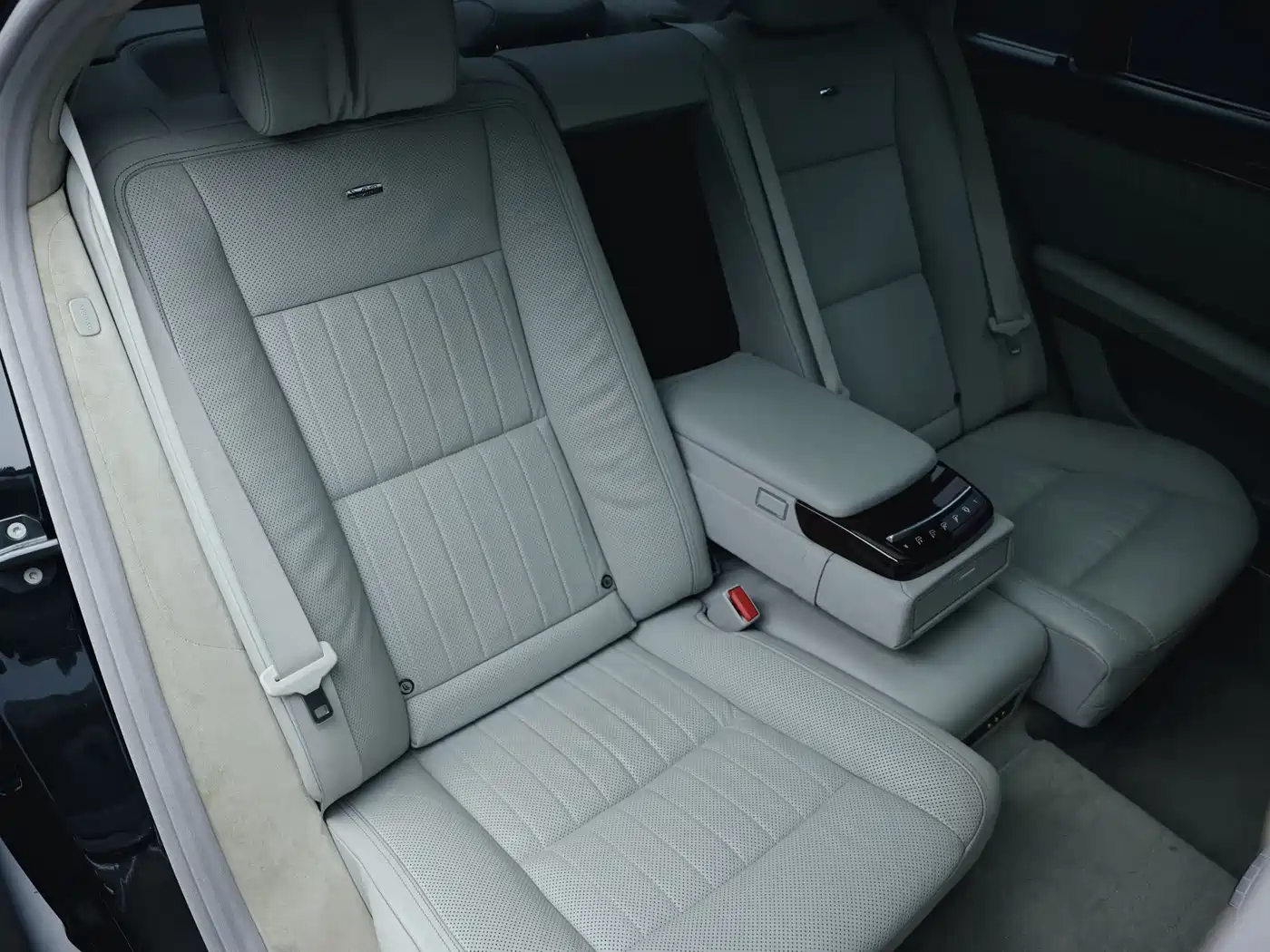 Mercedes-Benz S-Class 2010 S 600 L фото 17