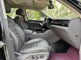 Фото 18 - Volkswagen Touareg