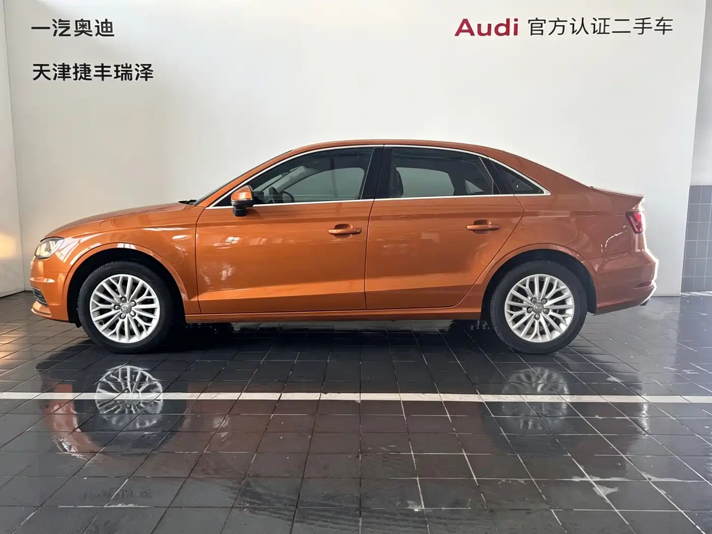 Audi A3 2014 Limousine 35 TFSI Auto Comfort фото 6