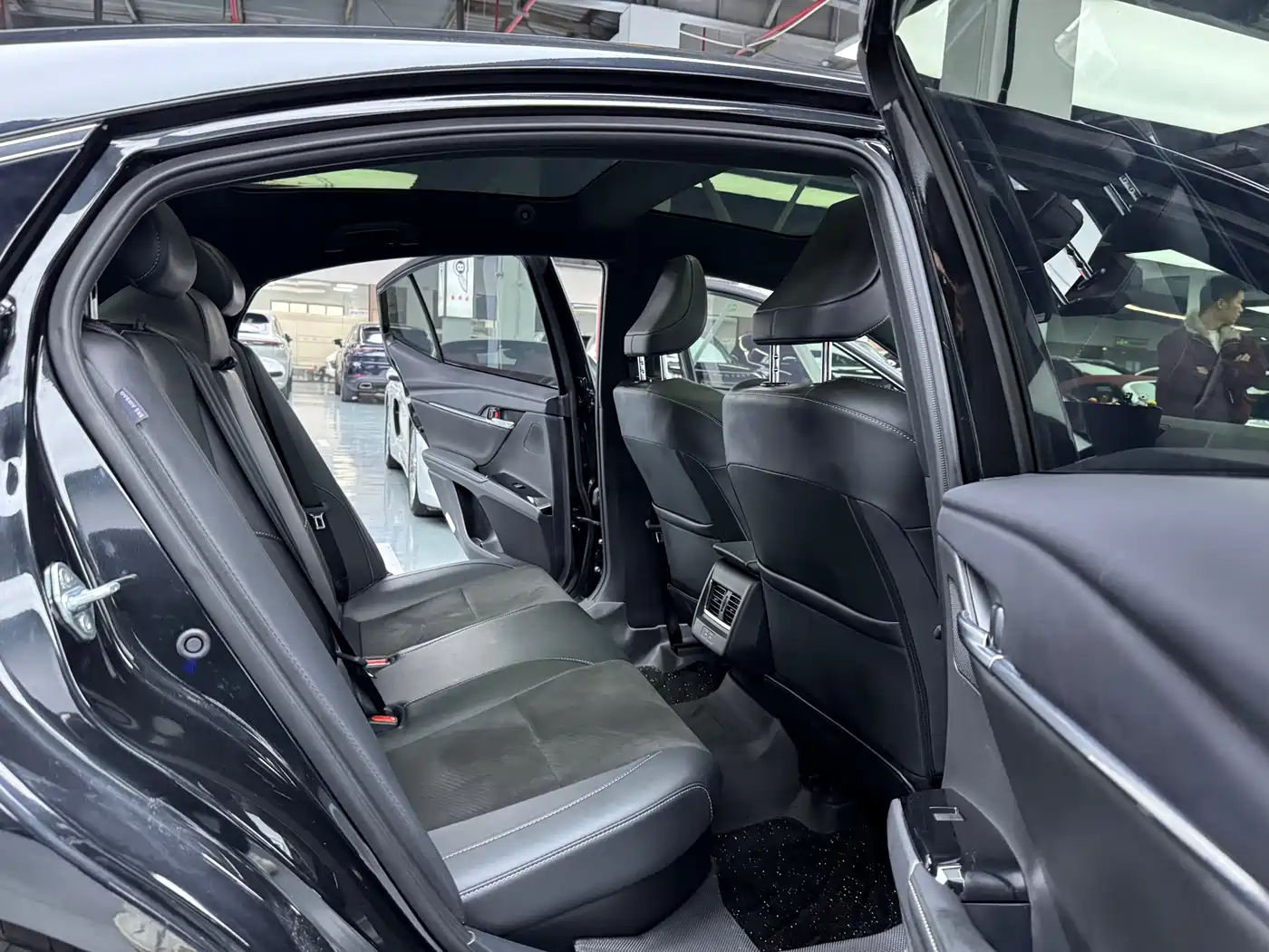 Toyota Camry 2024 Model Dual Hybrid 2.0HS Sport Edition фото 13