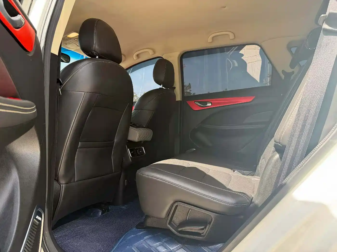 Jetour X90 2019 2019 1.5T Auto Joy 5-seater China V