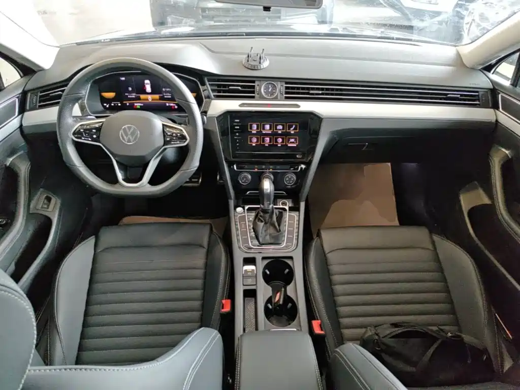 Фото 10 - Volkswagen Magotan