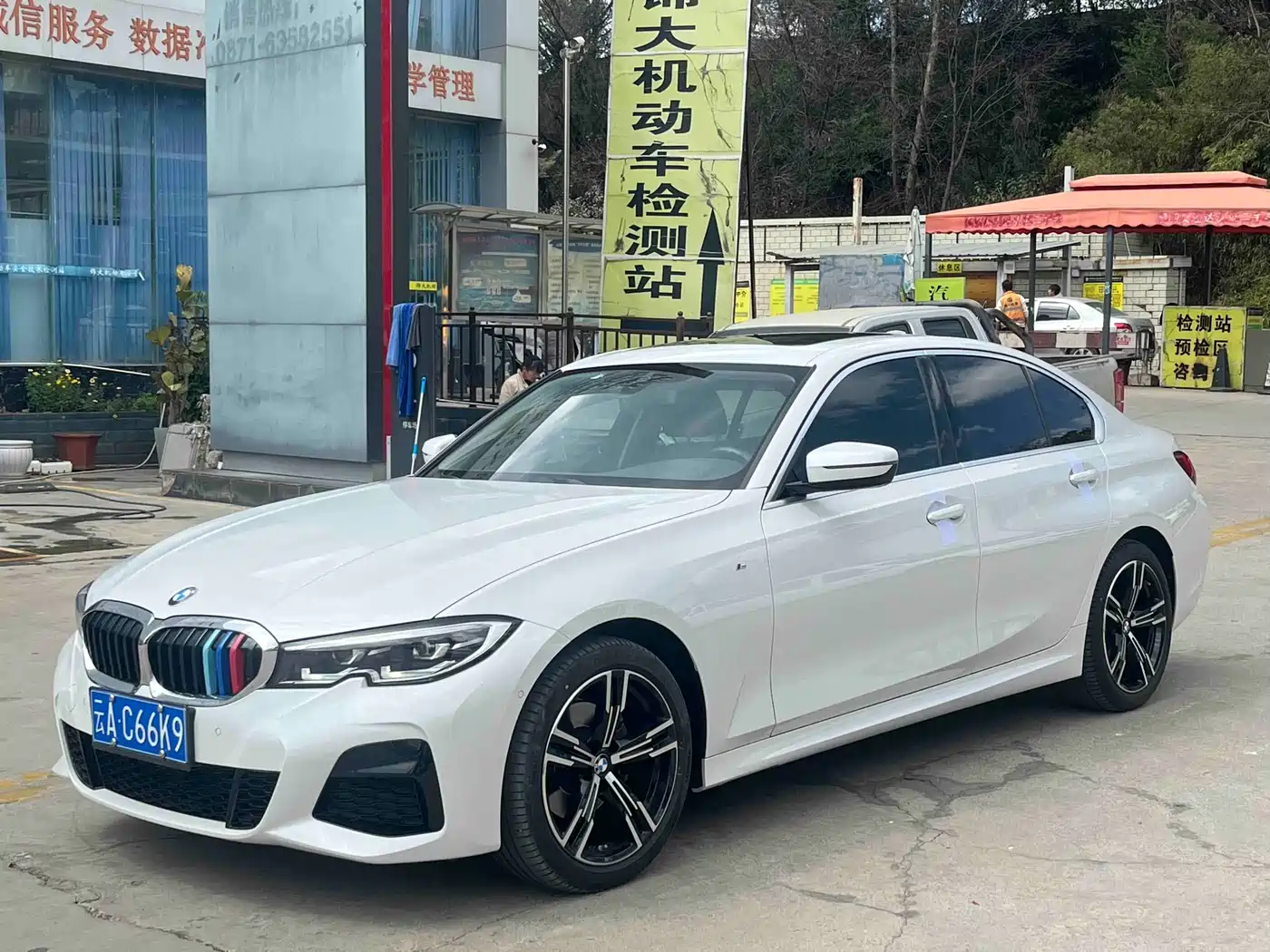 BMW 3 Series 2022 325i M Sport Package