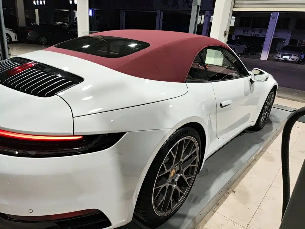 Фото 7 - Porsche 911