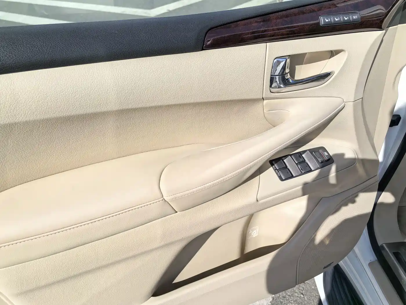 Lexus LX 2010 2009 570