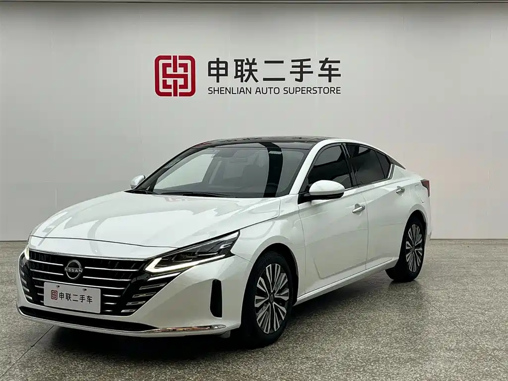NISSAN TEANA 2023