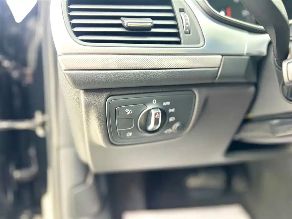 Audi A6L 2017 45 TFSI quattro Sport фото 10