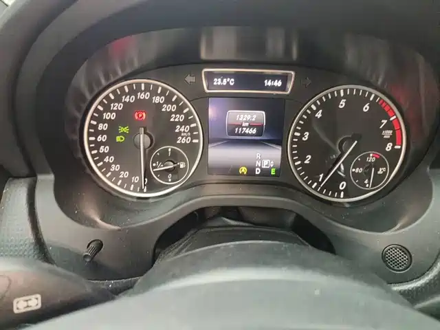 Mercedes-Benz A-Class (Import) 2015 A 180 — фото 4