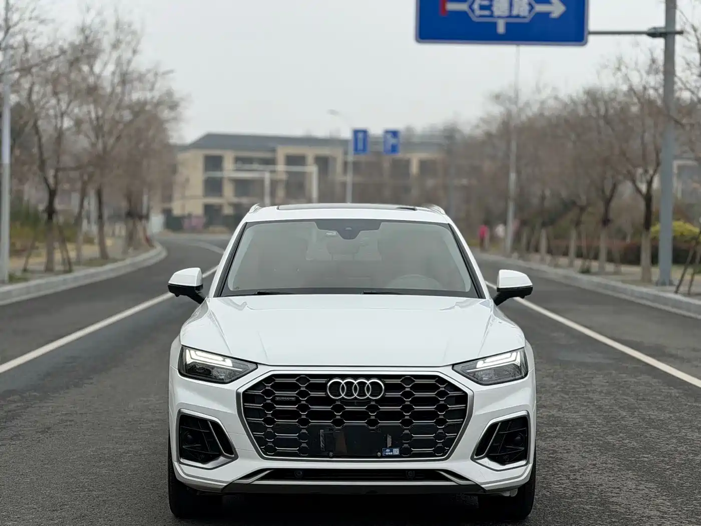 Audi Q5L 2021 45 TFSI Luxury Dynamic фото 2