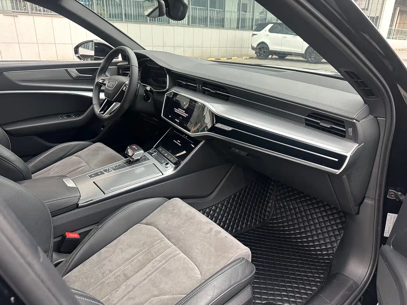 Audi A6L 2022 45 TFSI quattro Premium Dynamic фото 14