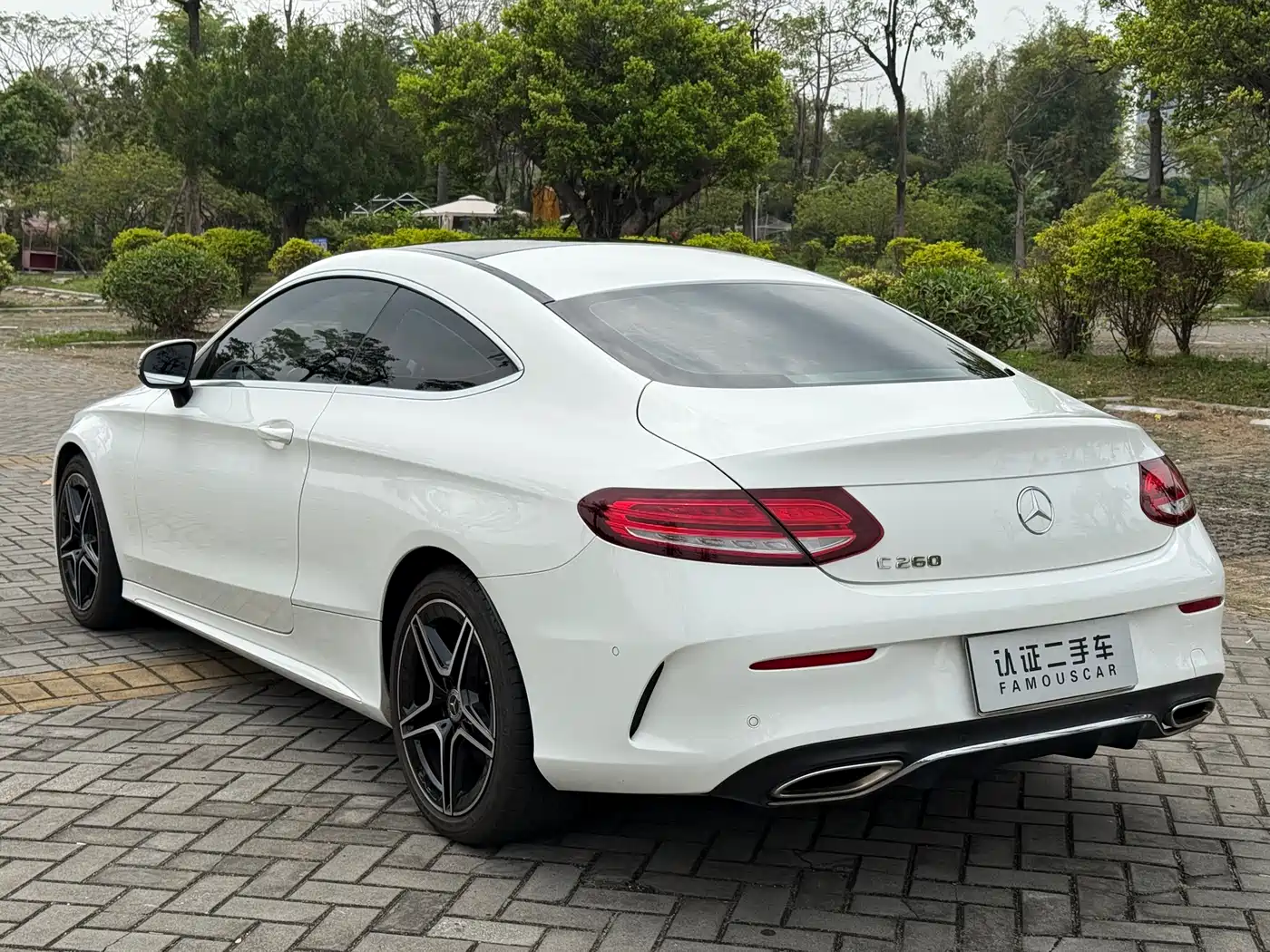 MERCEDES-BENZ C CLASS