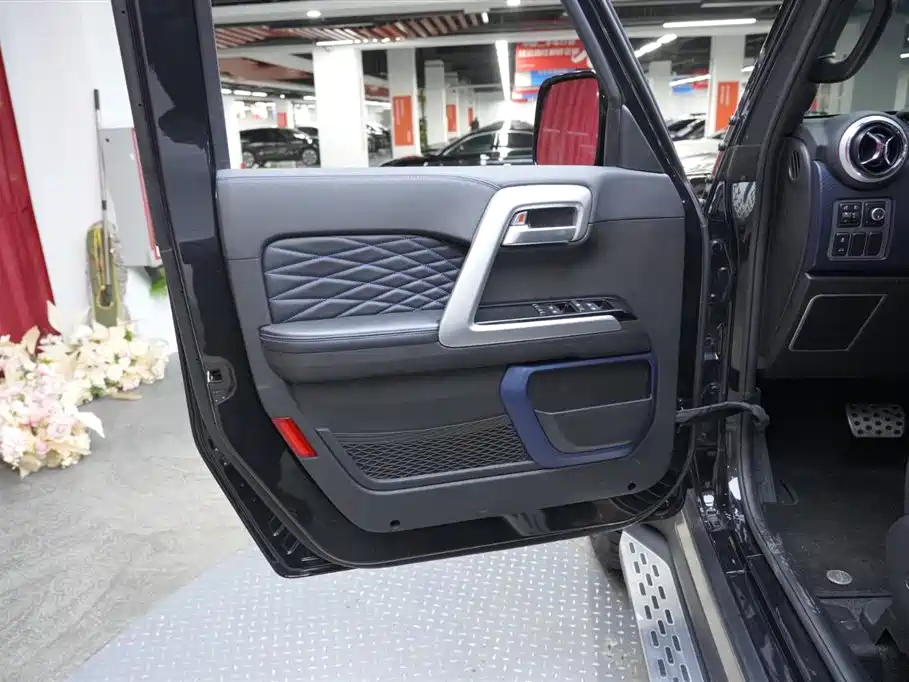 BAIC ORV Beijing Offroad BJ40 2024 2.0T Urban Hunter Glory Edition фото 10