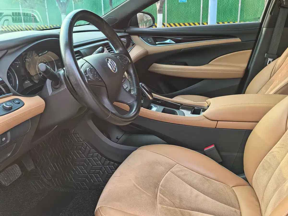 Buick LaCrosse 2019 28T Elite Edition фото 4