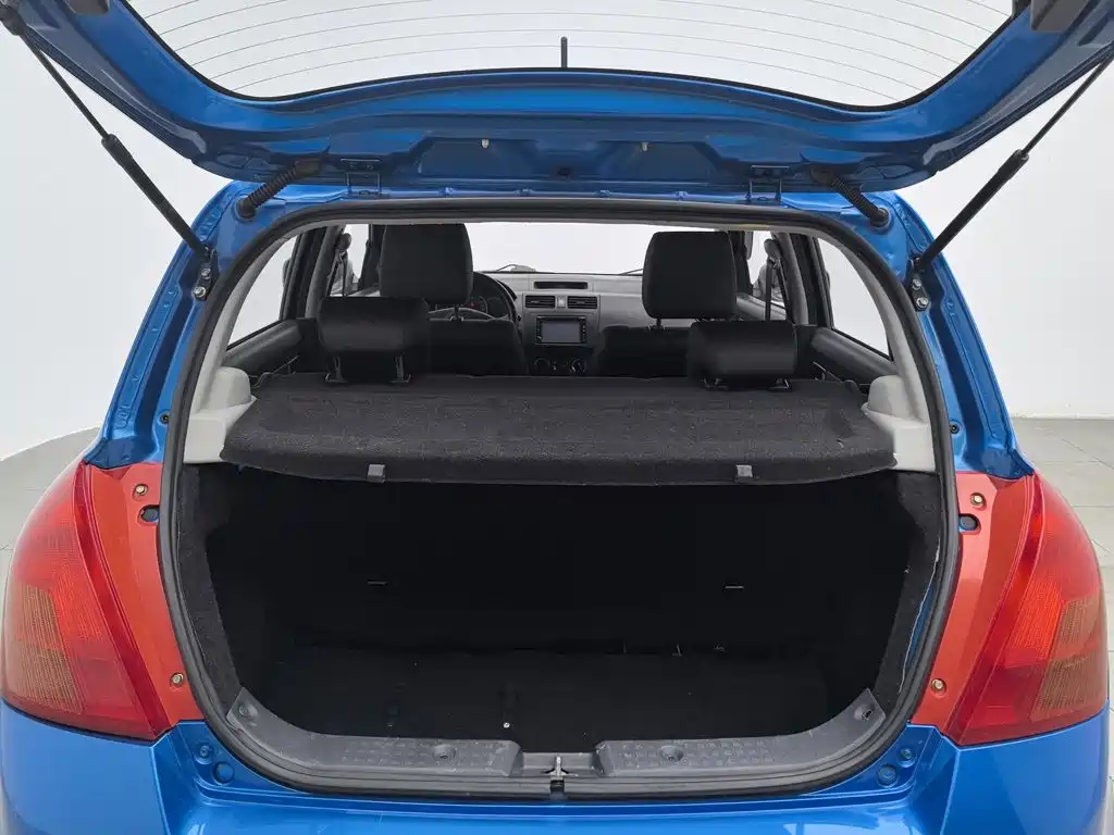 Suzuki Swift 2013 2013 1.3L Manual Value Edition