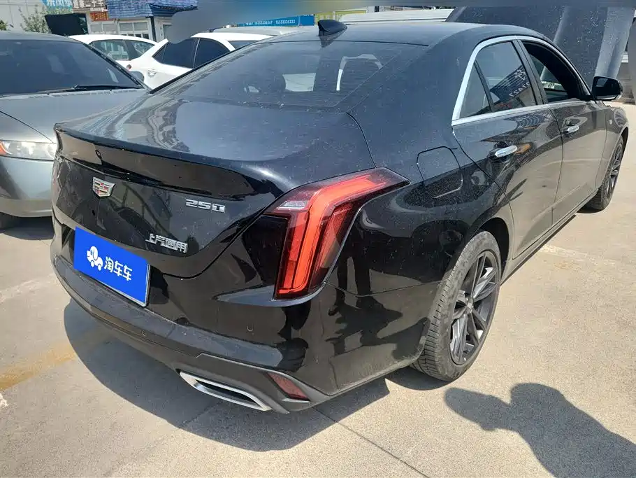 Cadillac CT4 2023 25T Luxury Model фото 2