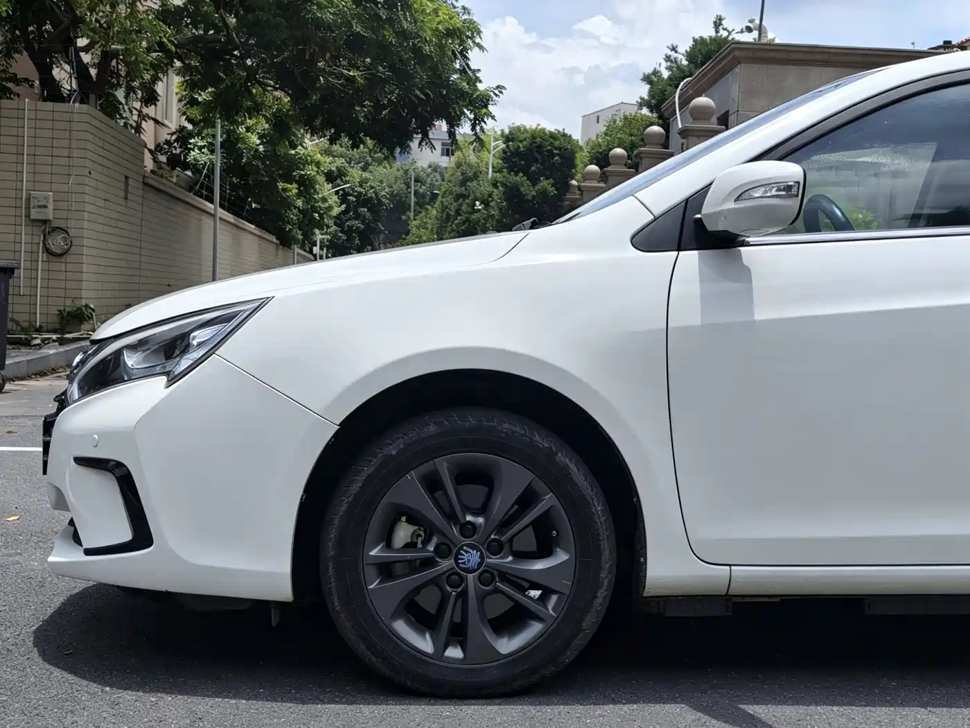 BYD Qin New Energy 2018 2017 1.5T Qin 100