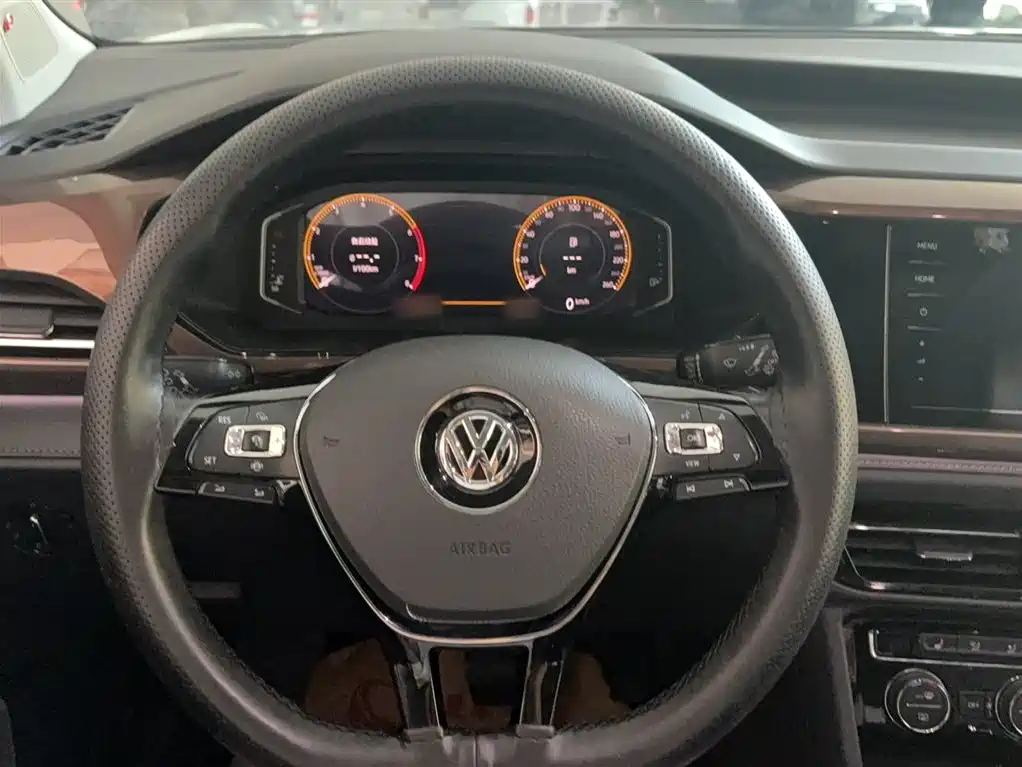 Volkswagen Tharu 2020 280TSI 2WD Flagship Edition China VI фото 11