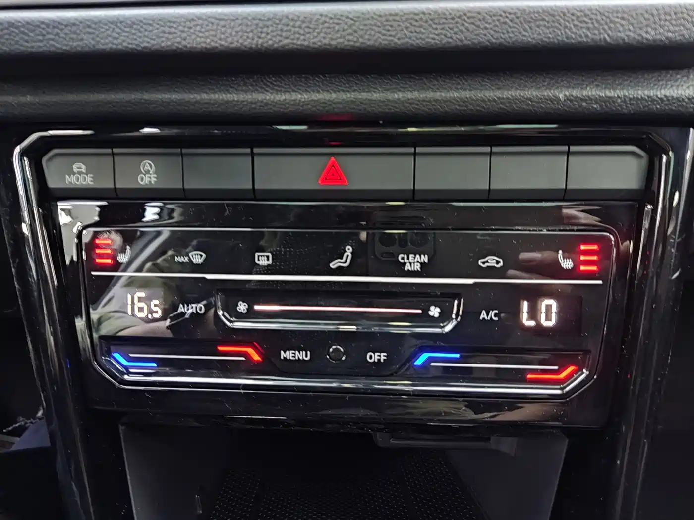 Volkswagen T-ROC 2022 280TSI DSG 2WD Elite PLUS фото 17