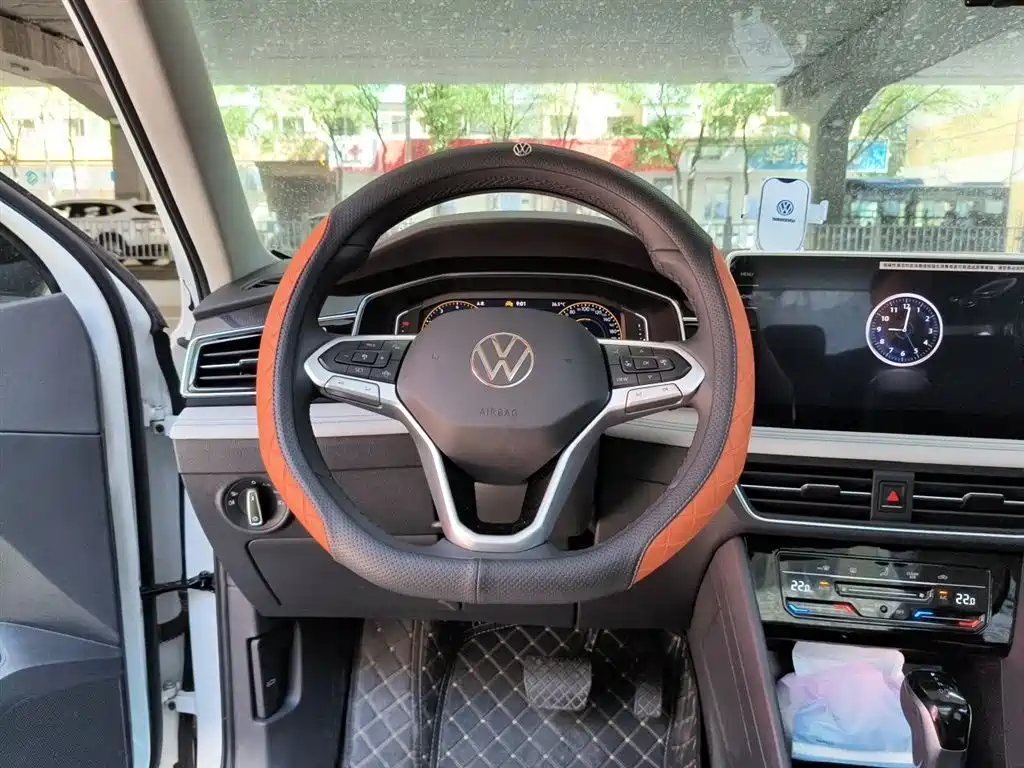 Volkswagen Tiguan L 2025 Model 300TSI Auto 2WD Dragon Edition фото 11