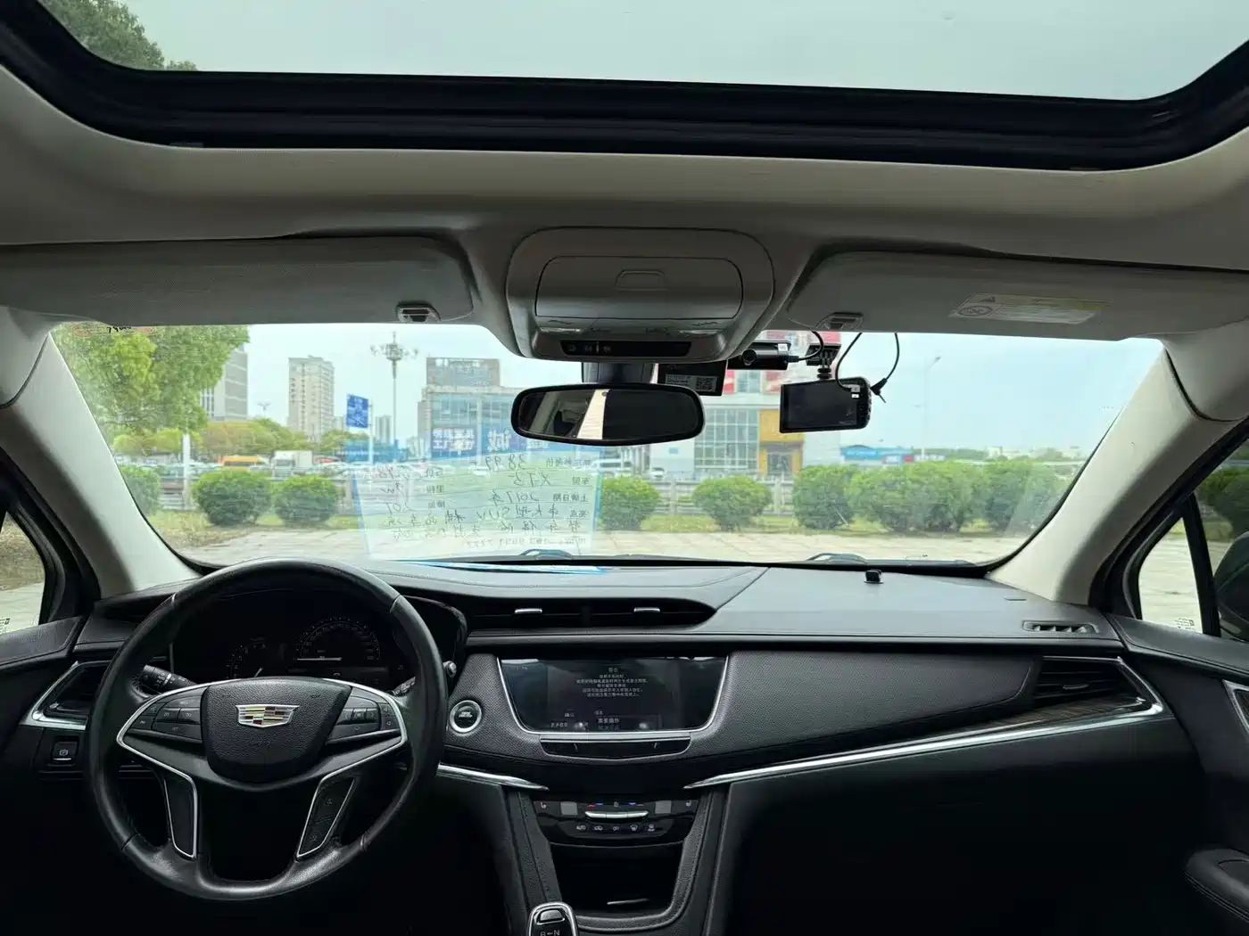 Cadillac XT5 2016 25T Luxury Model фото 4