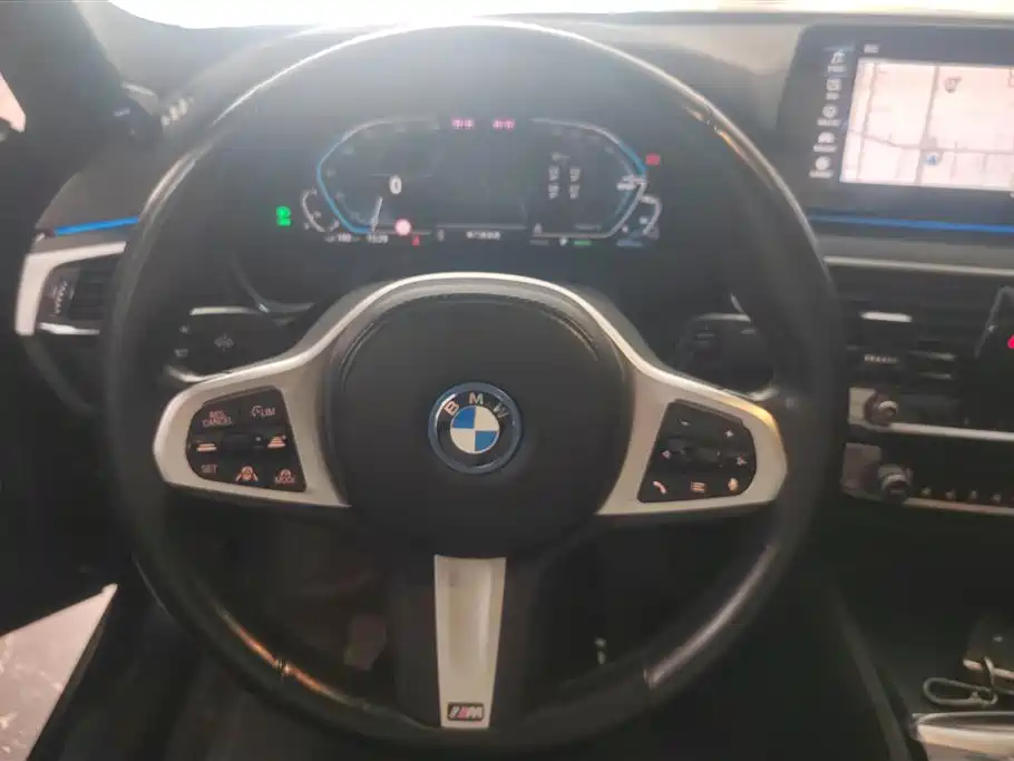 BMW 5 Series New Energy 2022 Facelift 535Le Pioneer M Sport Package фото 15