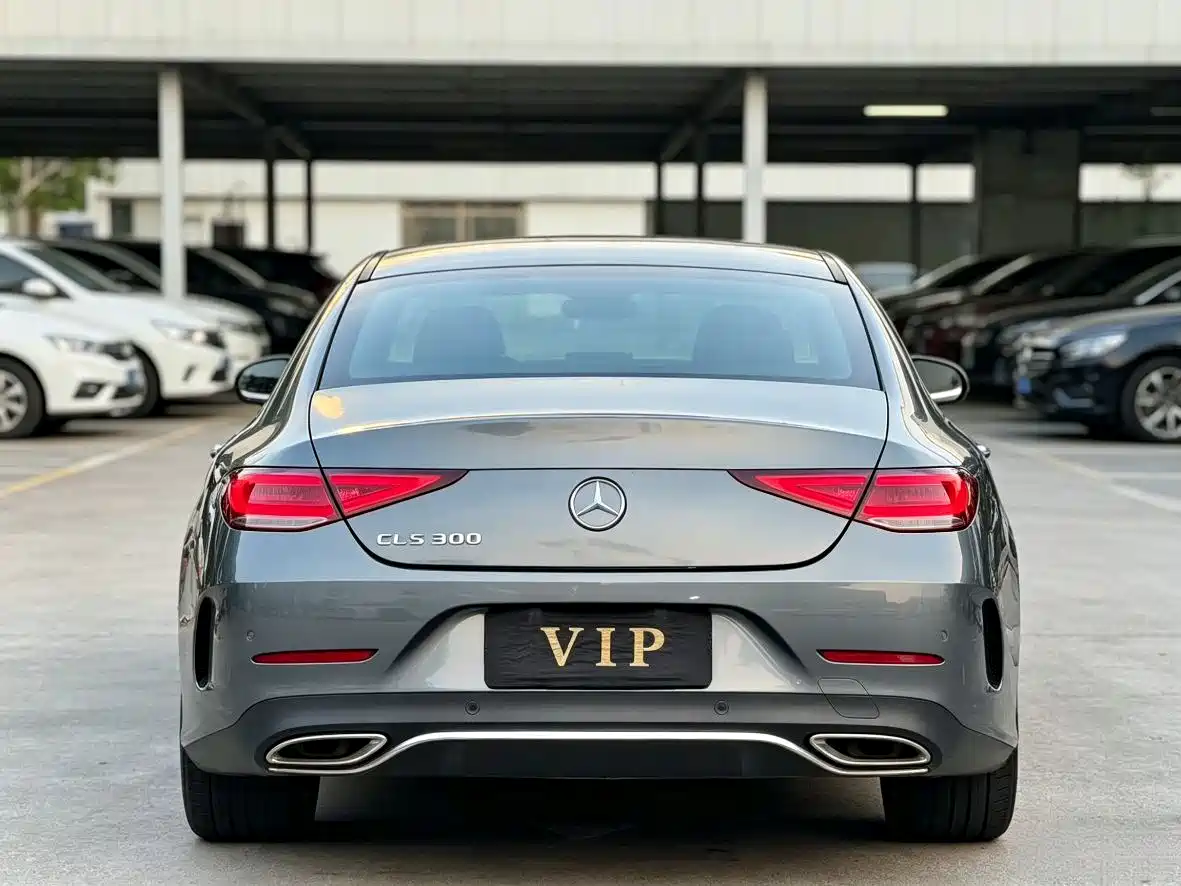 MERCEDES-BENZ CLS