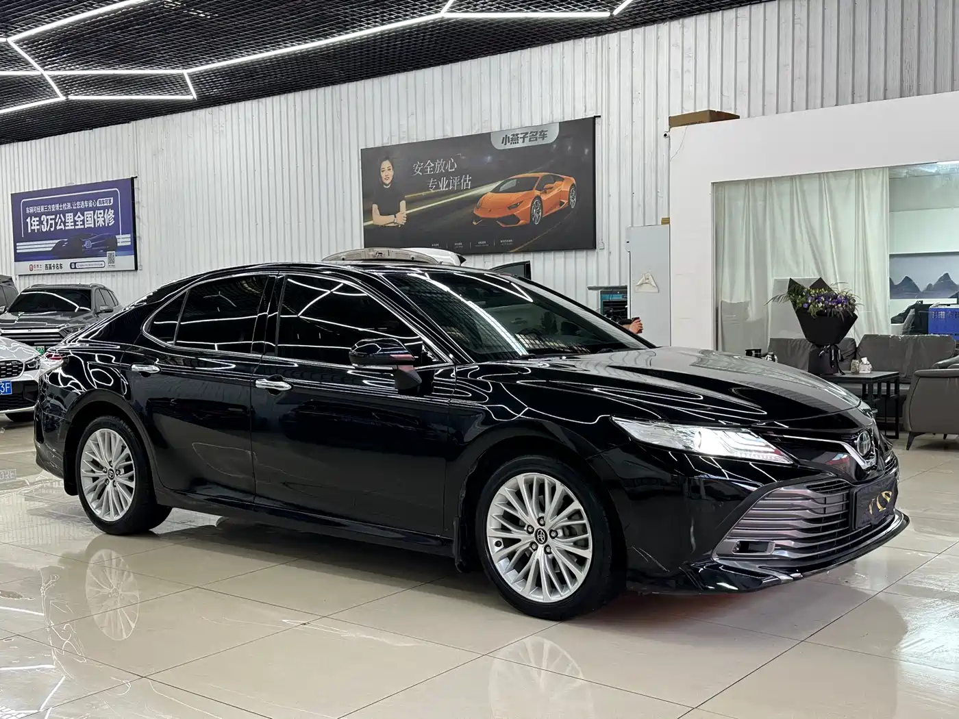 Toyota Camry 2018 2.5G Luxury Edition фото 3