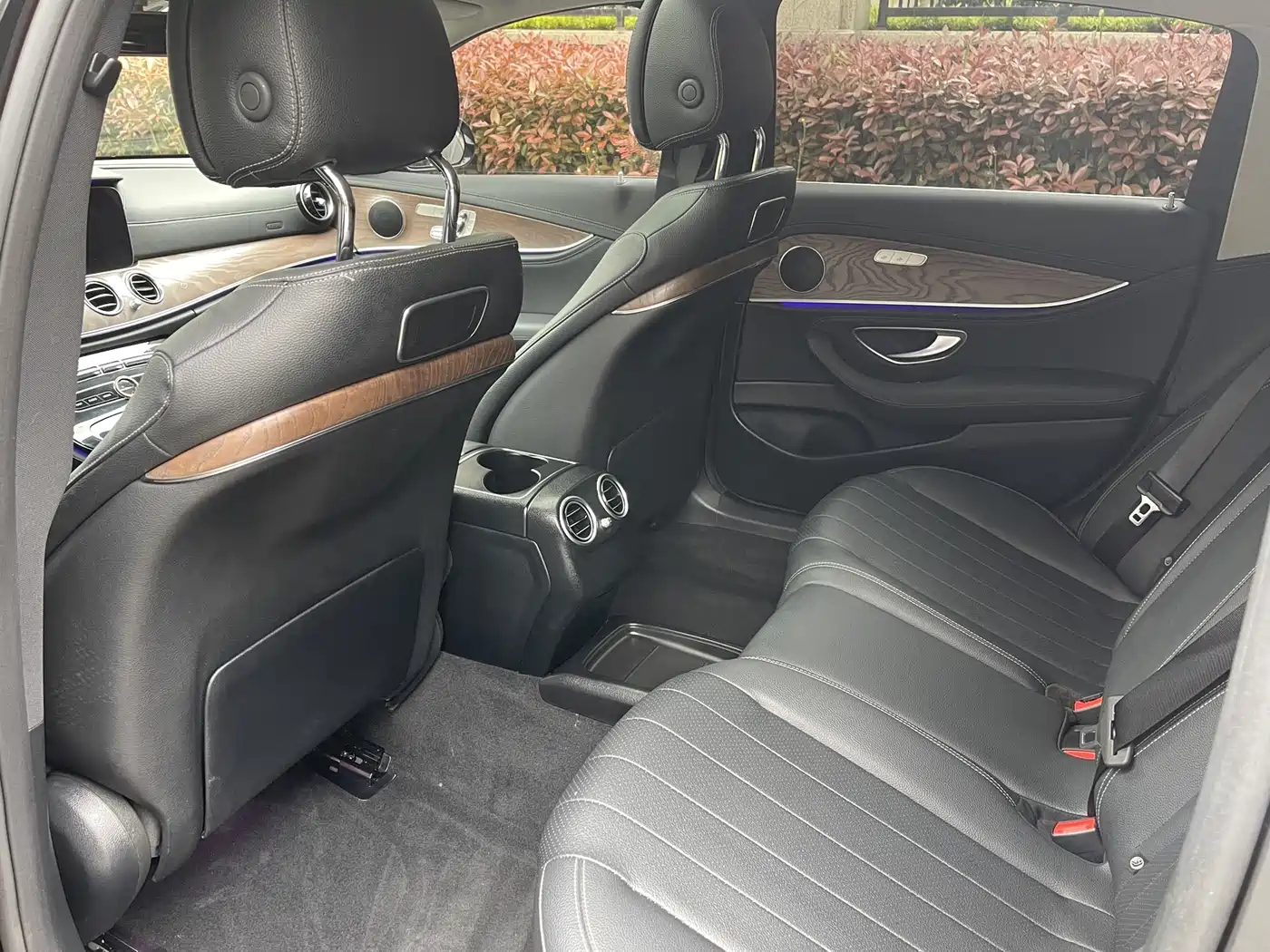 Mercedes-Benz E-Class 2016 E 300 L Fashion Type фото 10