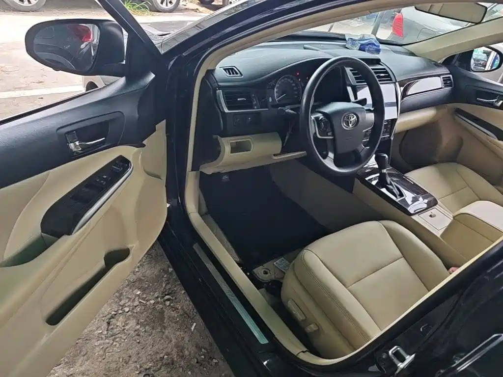 Toyota Camry 2017 2016 2.0E 10th Anniversary Elite Edition