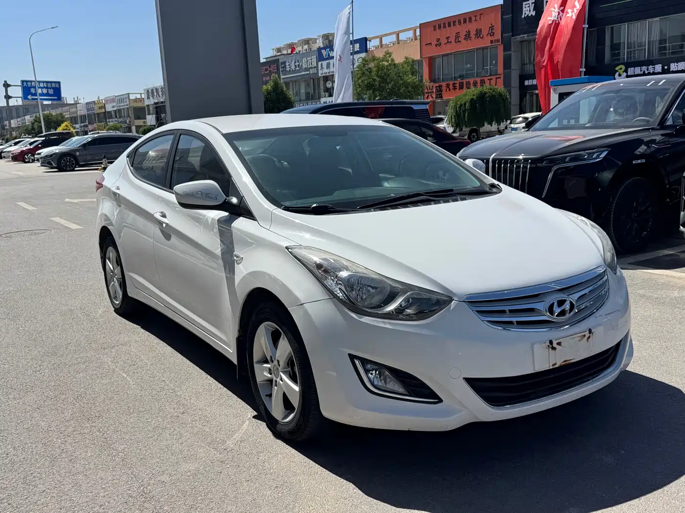 Hyundai Langdong 2012 1.6L Manual Fashion фото 3