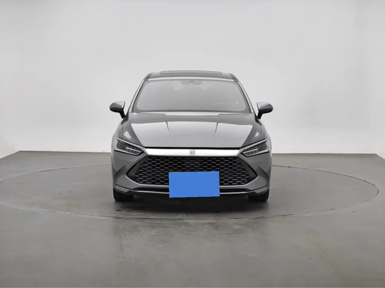 Фото 2 - BYD Qin PLUS