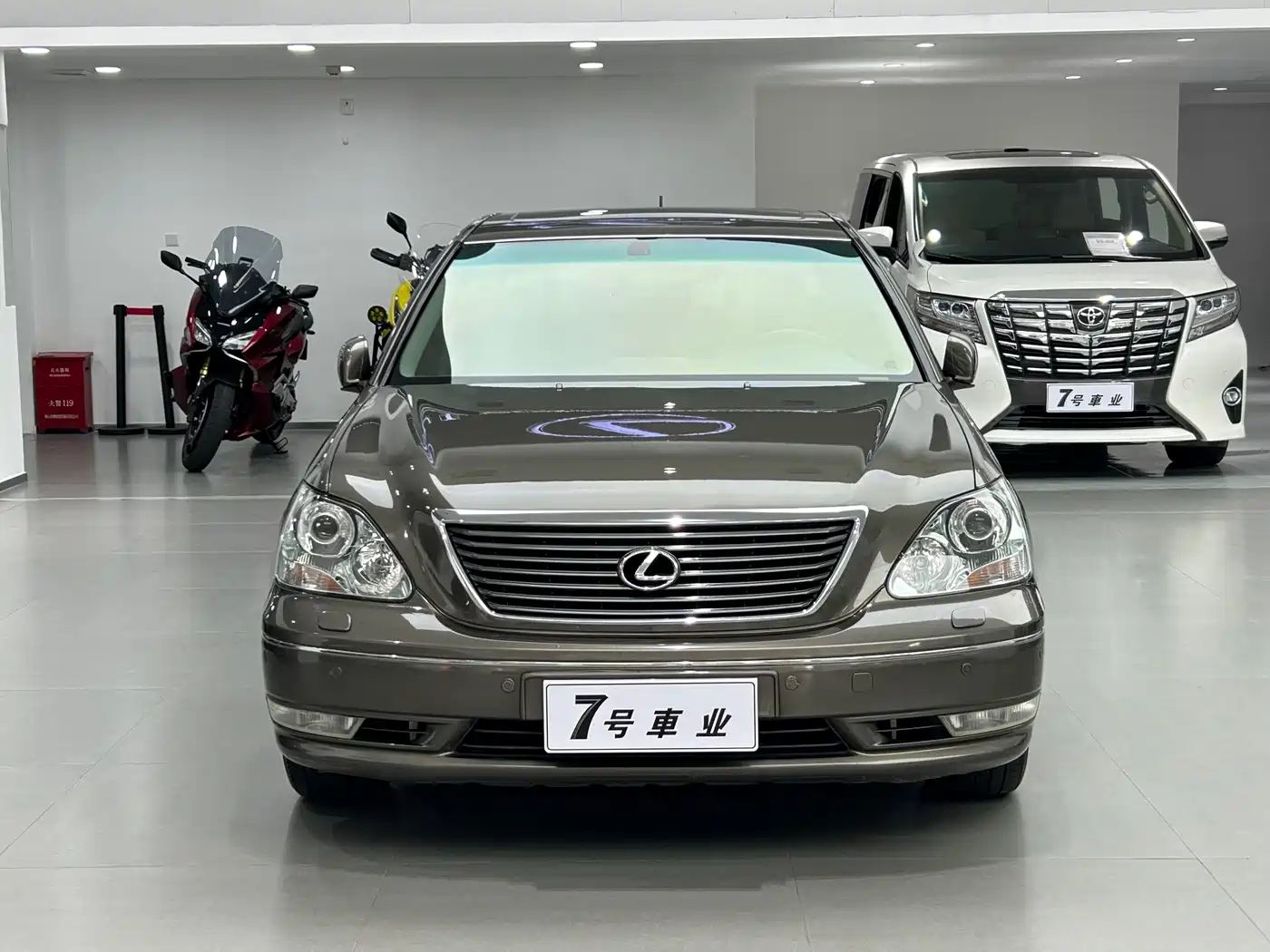 Lexus LS 2005 430 фото 4