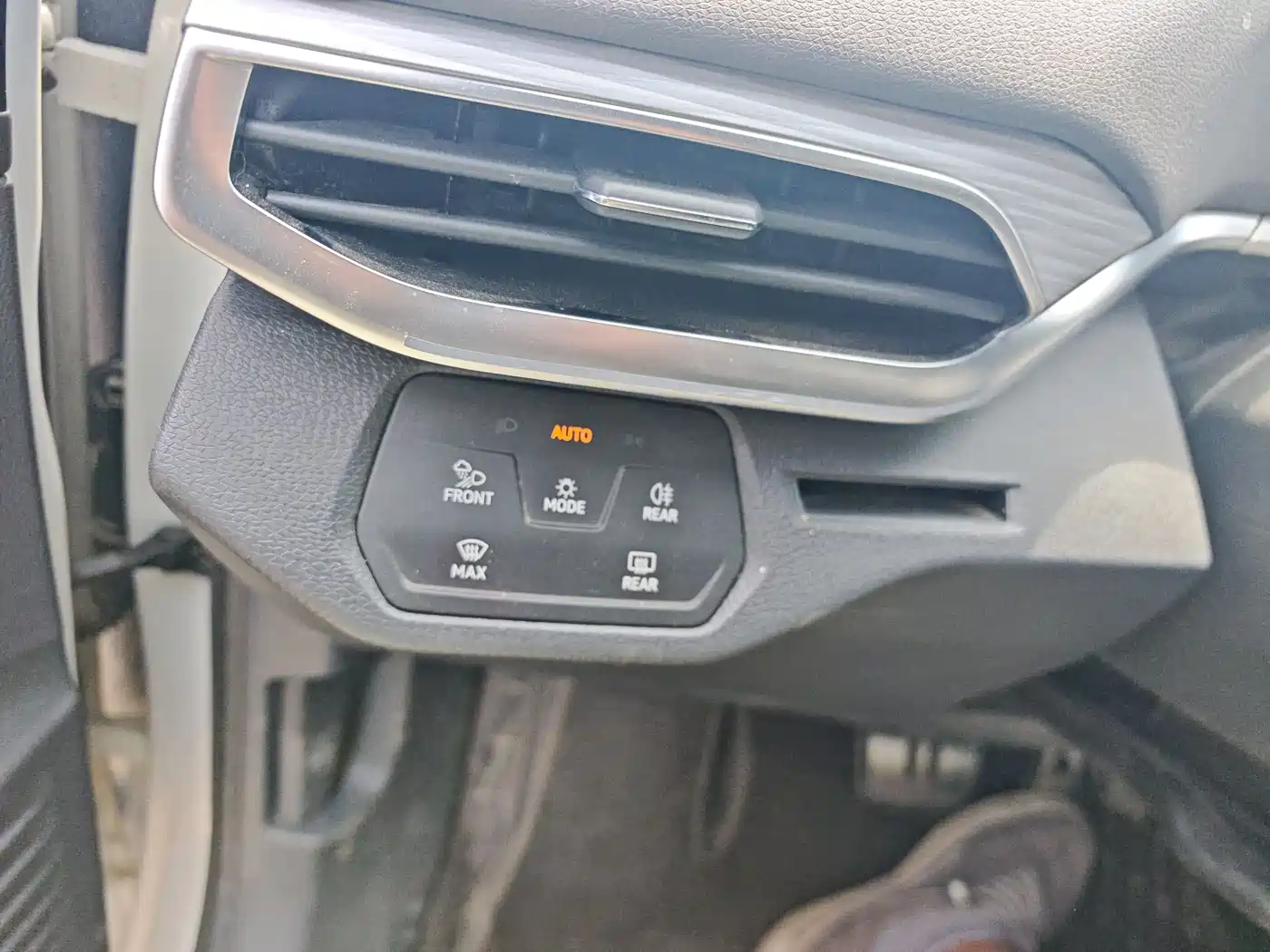 Volkswagen ID.4 CROZZ 2022 Standard Range PURE Edition фото 15