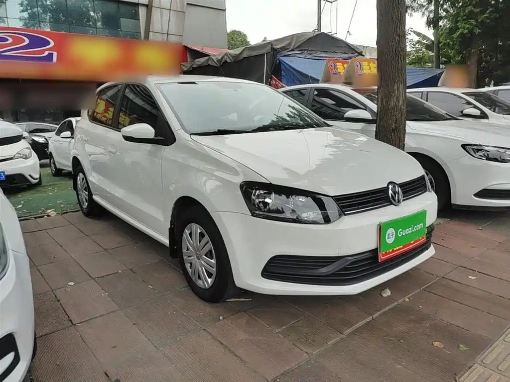 Volkswagen Polo 2016 1.4L Automatic Trend фото 4