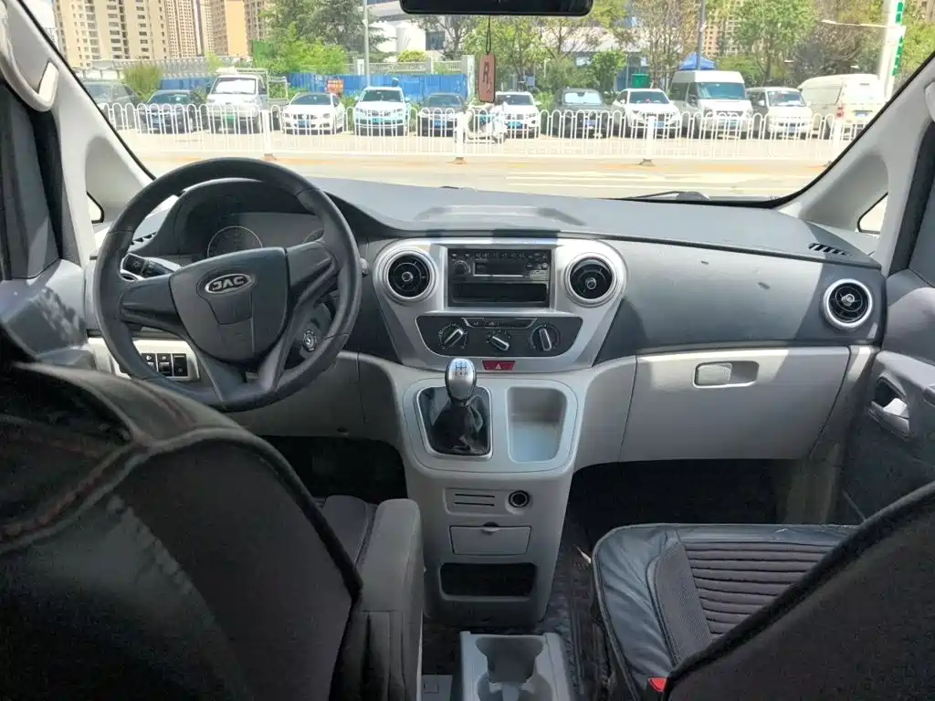 JAC Refine M3 2024 2023 PLUS 1.5T Classic 5/7-seater