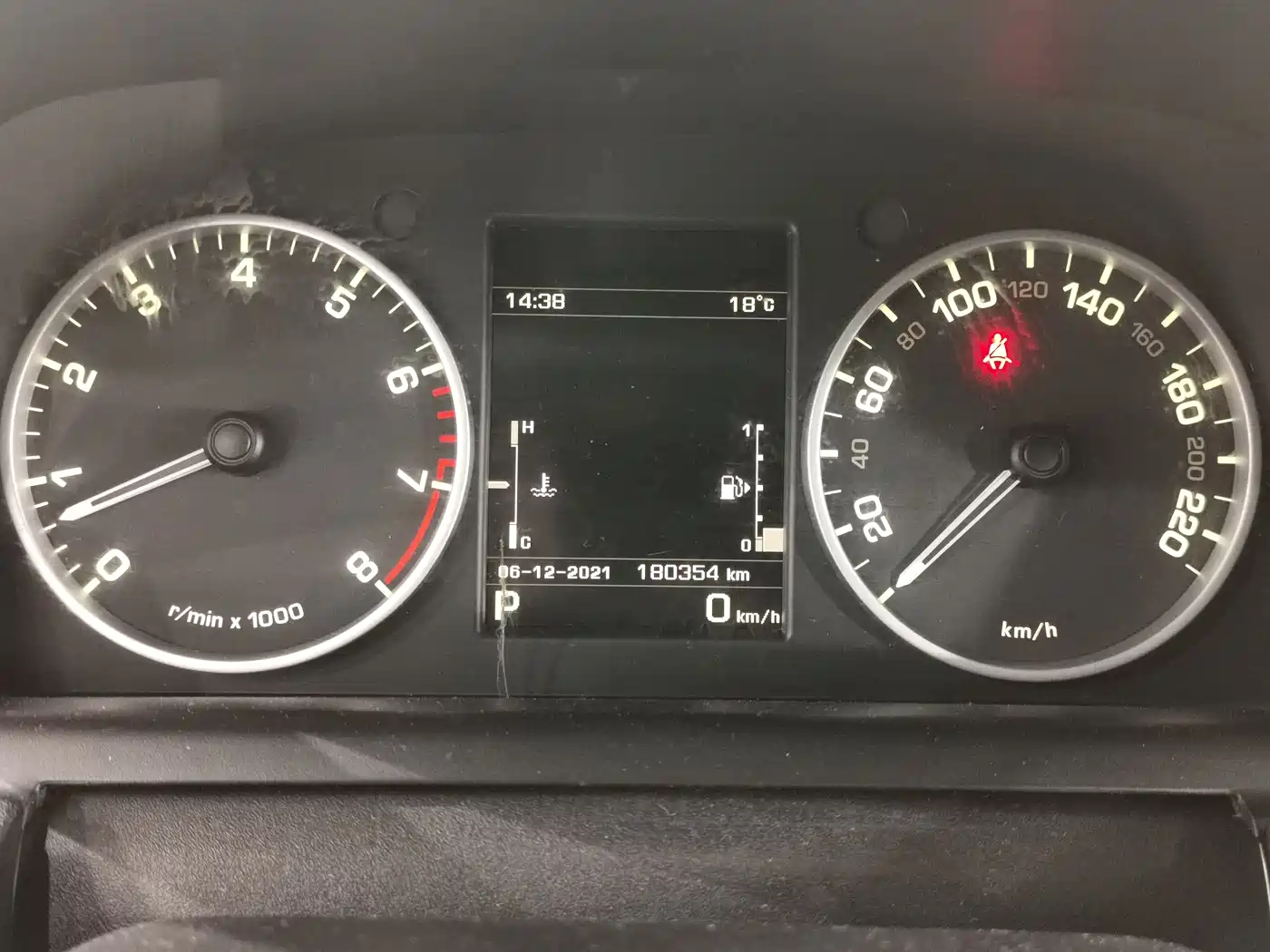 Land Rover Discovery 2016 3.0 SC V6 HSE фото 12
