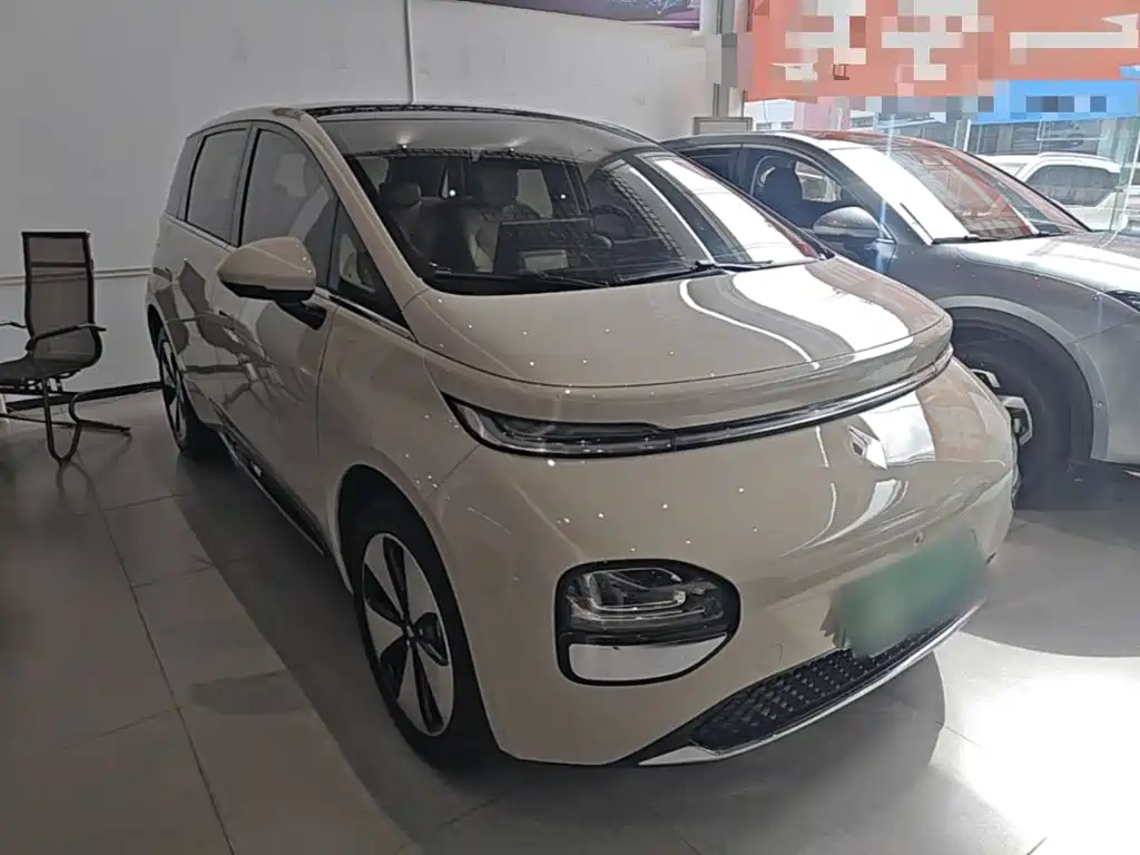2024 Baojun Cloud