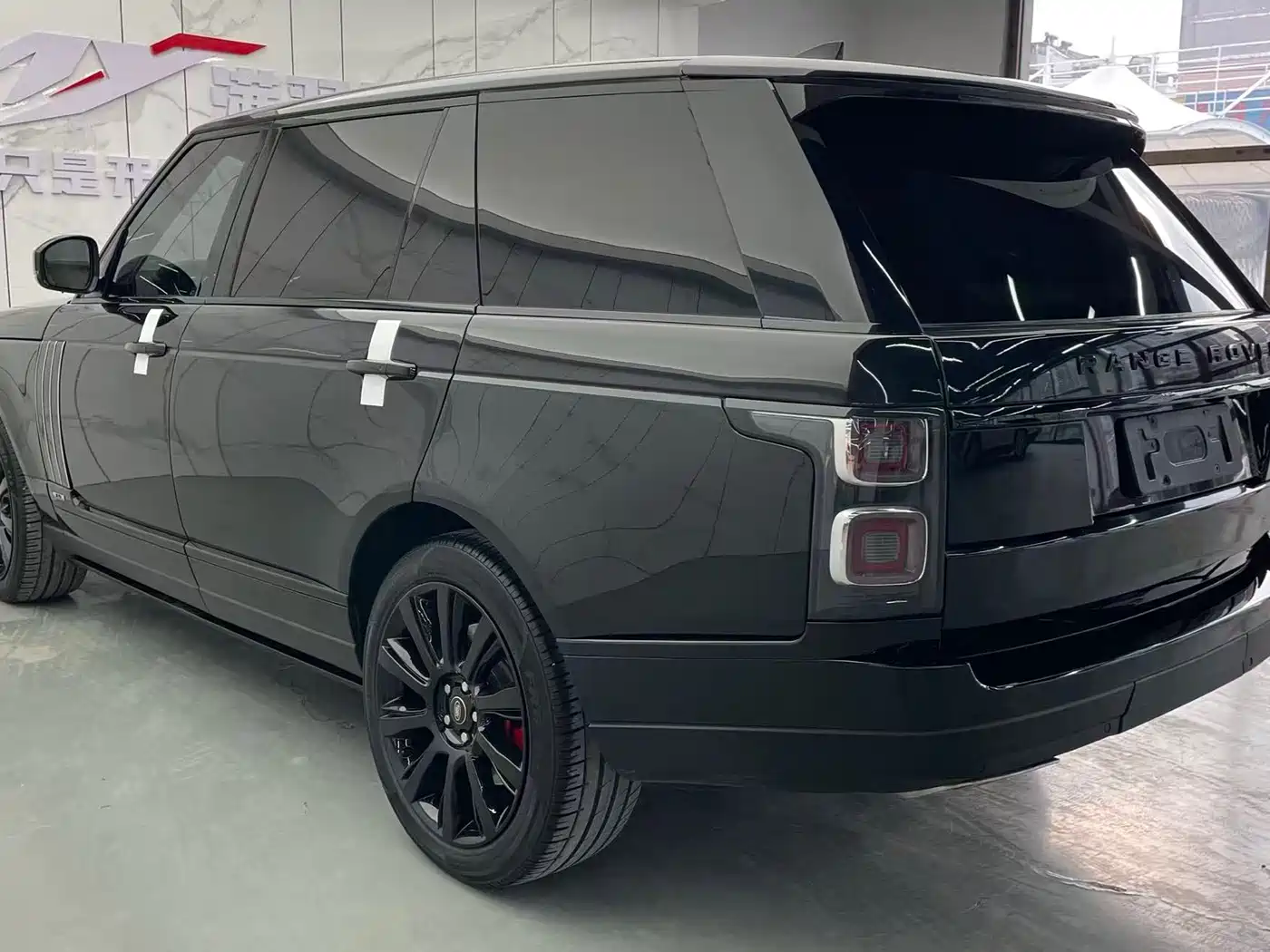 Land Rover Range Rover 2016 3.0 SC V6 Vogue LWB фото 8