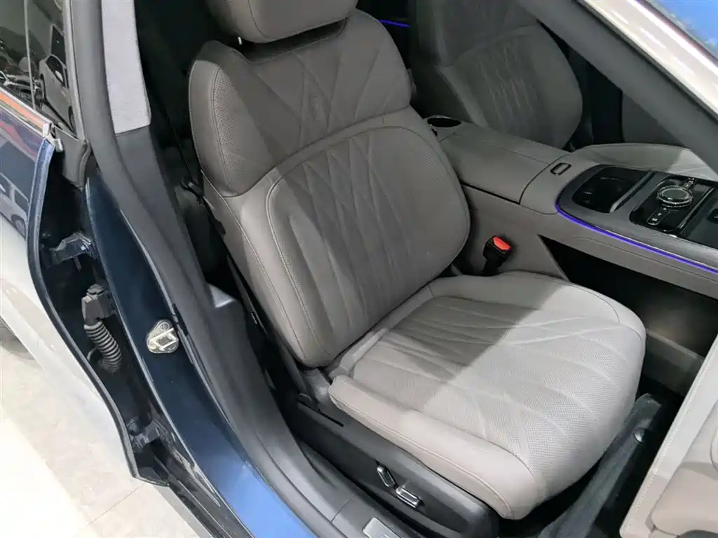 Geely Galaxy Galaxy Xingyao 8 2025 130km EM-P Starship Edition фото 25