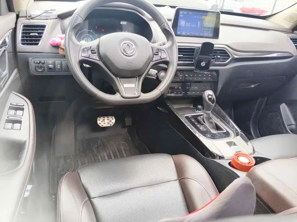 صورة 12 - Dongfeng Fengguang Fengguang S560
