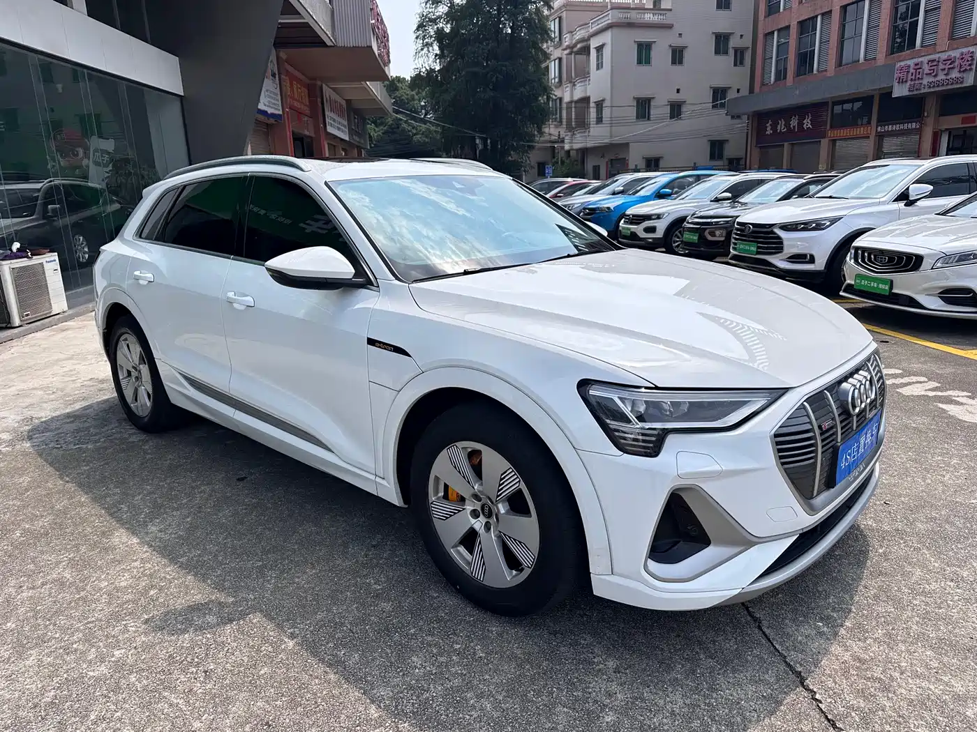 Audi e-tron 2023 2021 50 quattro Luxury