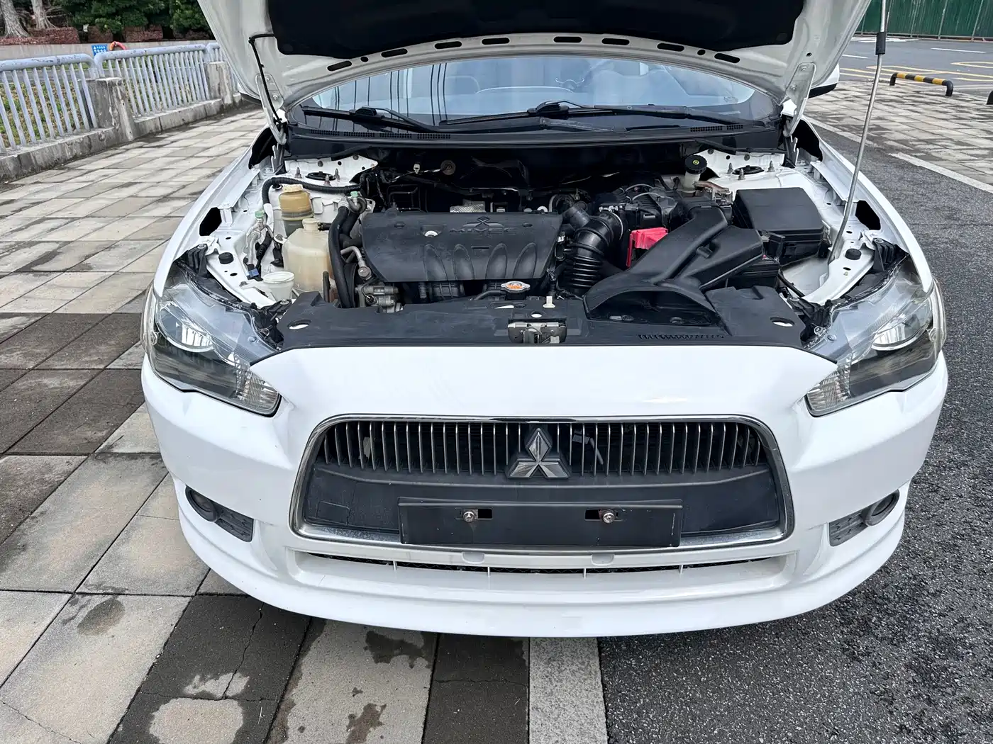 Mitsubishi Lancer EX 2014 2013 ZhiShang Edition 1.8L CVT Luxury