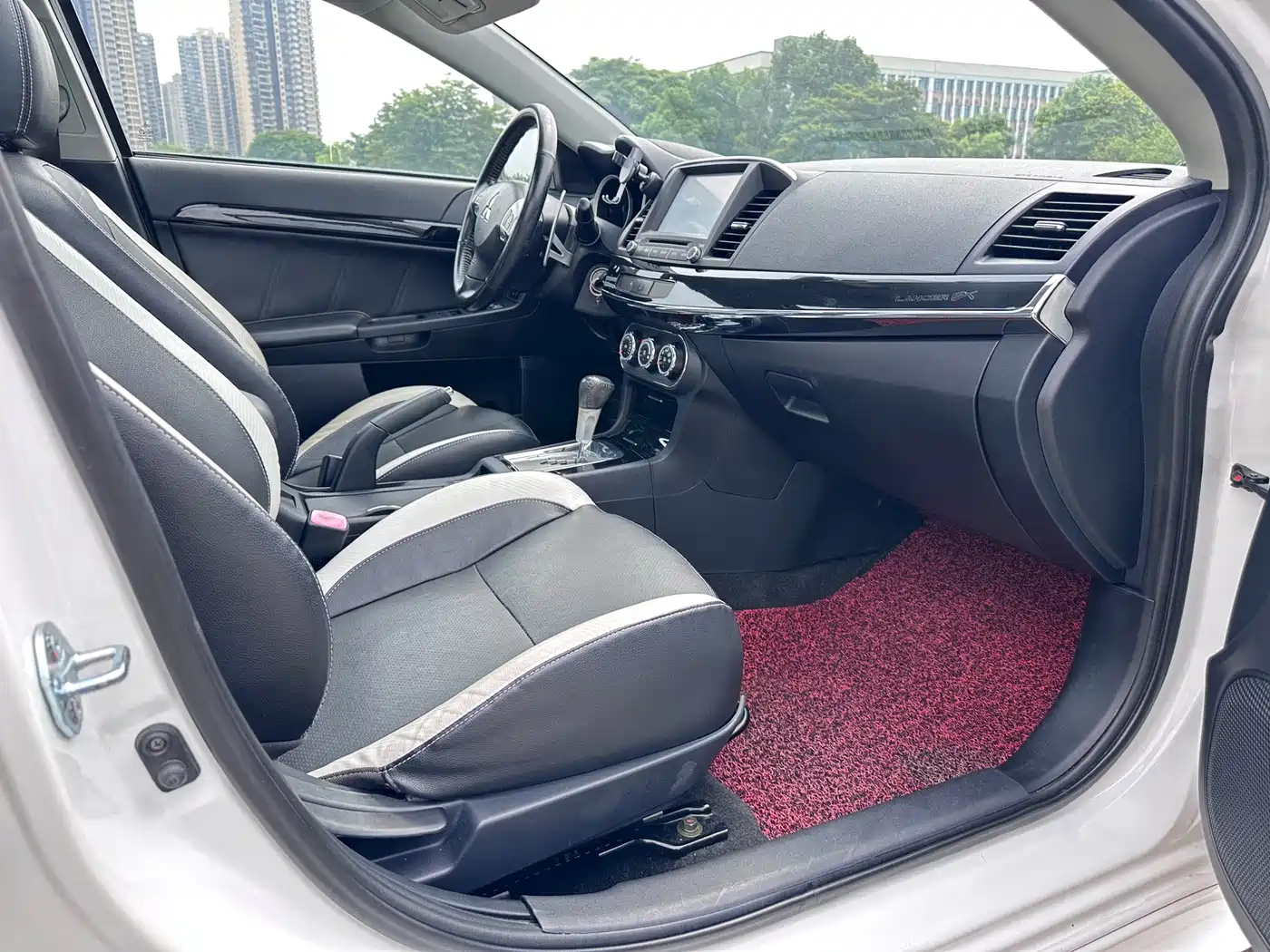 Mitsubishi Lancer EX 2014 2013 ZhiShang Edition 1.8L CVT Luxury