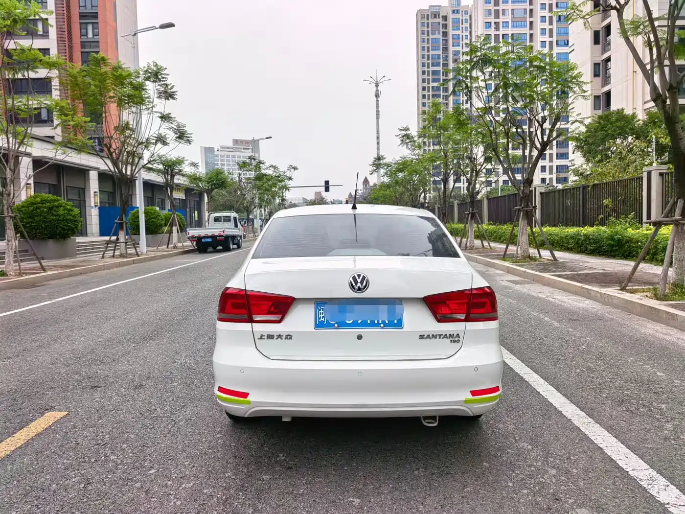 Volkswagen Santana 2015 1.6L Automatic Comfort Edition фото 8