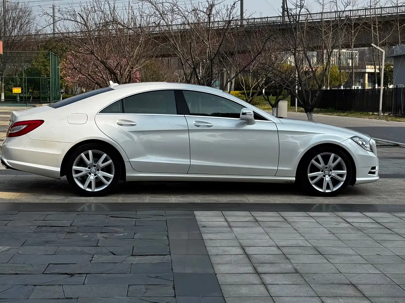 Mercedes-Benz CLS 2012 CLS 300 CGI фото 9