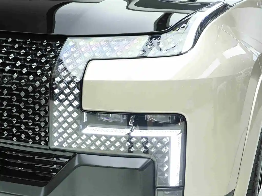 Yangwang U8 L 2025 U8L Base Model фото 29